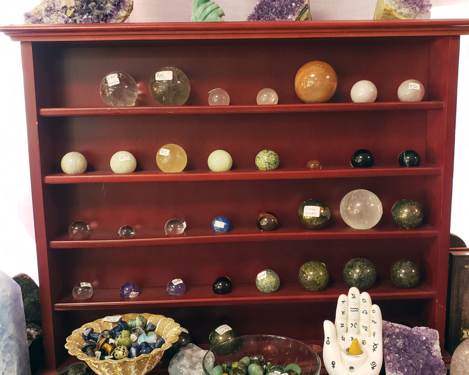 Smaller crystals spheres in all sorts of colors and sizes.